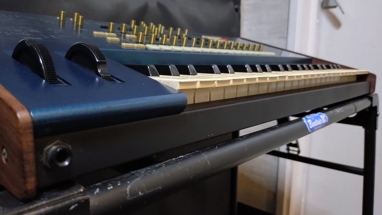 鍵盤楽器 MS2000 KORG MS2000 ANALOG MODELING SYNTHESIZER（中古）【楽器検索