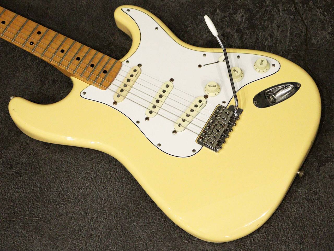 Fender Japan ST71-140YM 1999-2002（中古）【楽器検索デジマート】