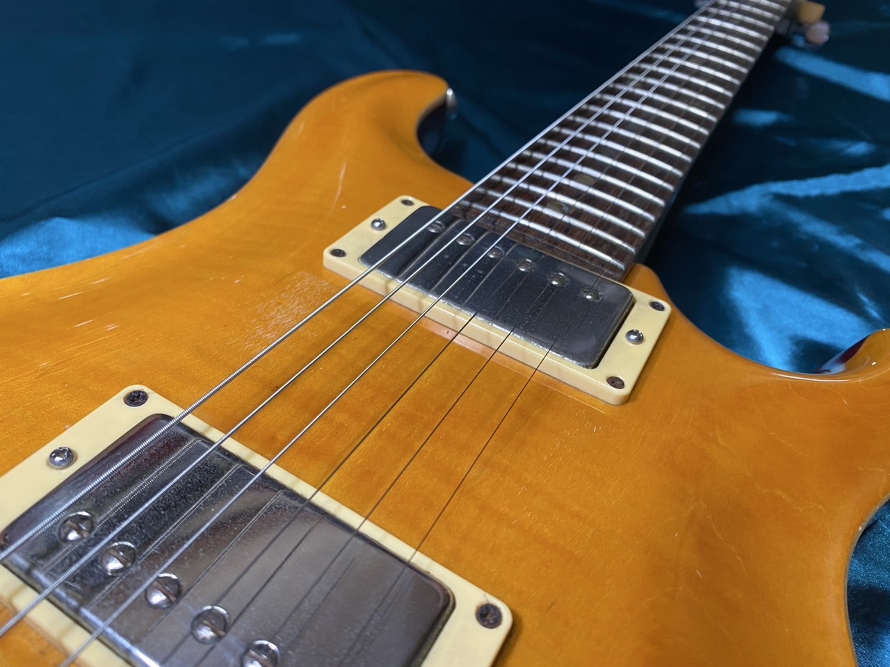 Paul Reed Smith(PRS) ce 22 1995年製（中古）【楽器検索