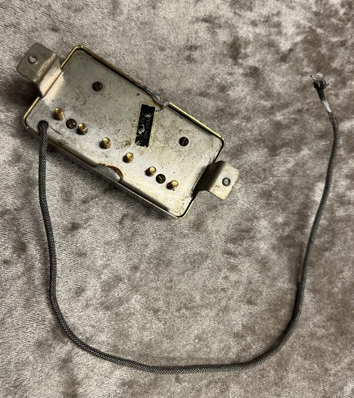 Gibson Numbered P.A.F Gold Cover【Late '60s】【Double Black