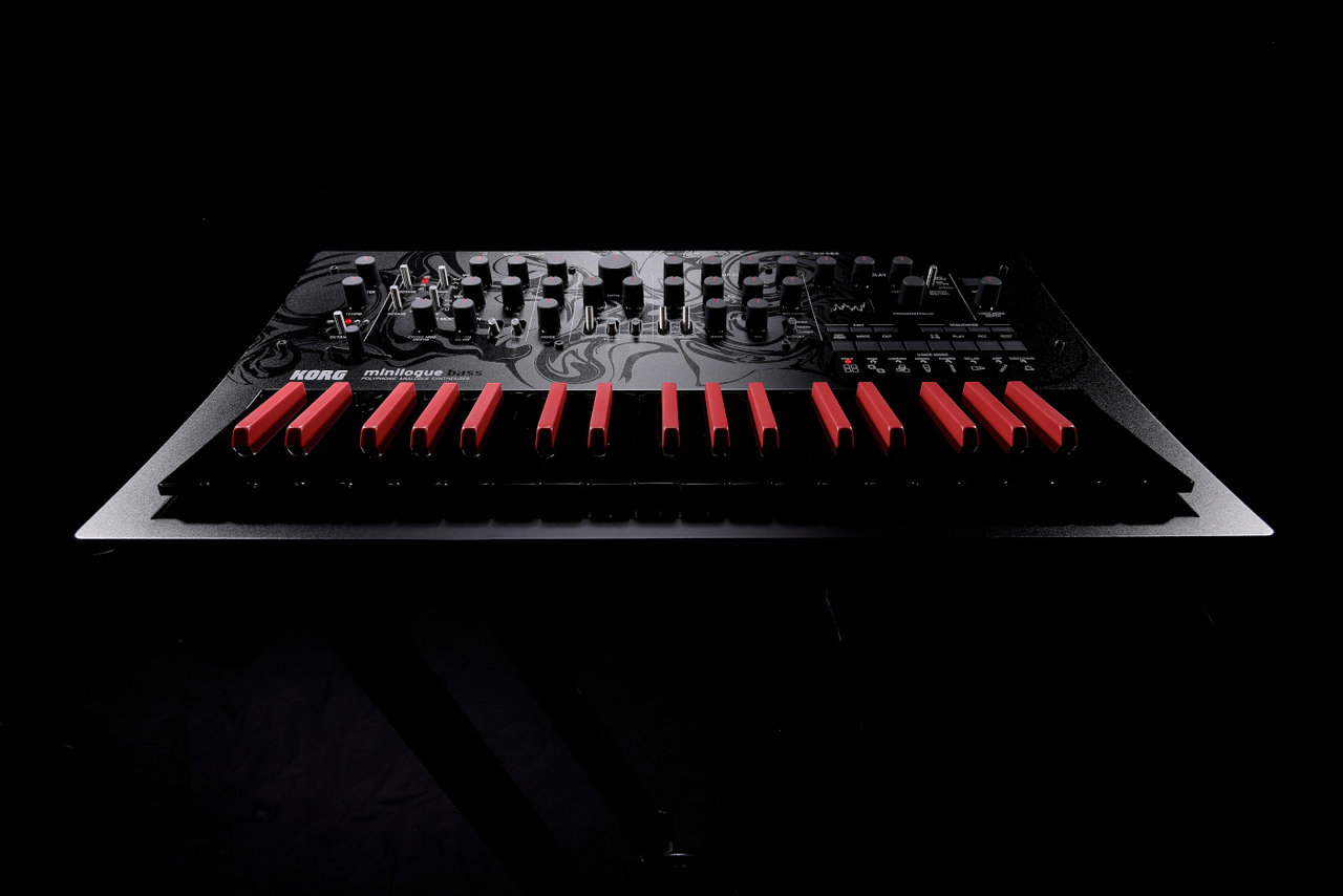 KORG minilogue bass Polyphonic Analogue Synthesizer（新品/送料無料