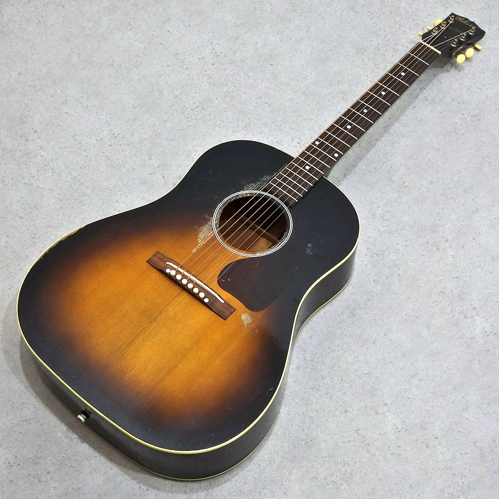 Gibson Custom Shop 1942 Banner J-45 Heavy Aged Vintage Sunburst