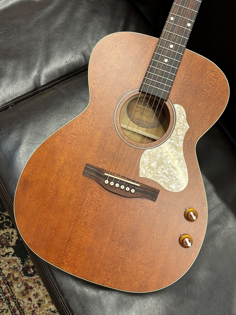 【お買得 半額以下】Art＆Lutherie Legacy Havana Q-Discrete　★ギター　直接引取もしくは配送費追加 Art & Lutherie Legacy Havana Brown Q-Discrete エレアコギター