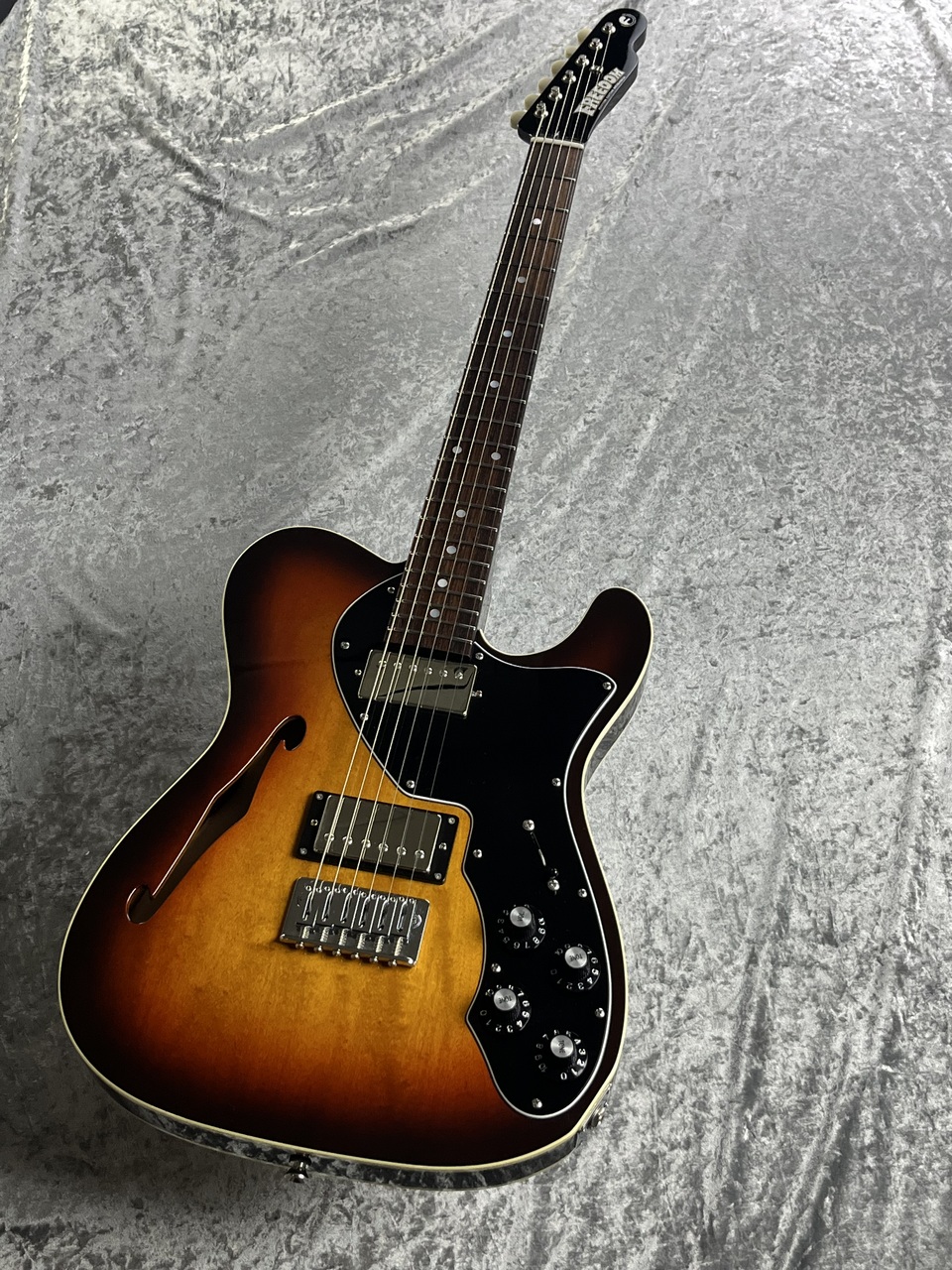 FREEDOM CUSTOM GUITAR RESEARCH 【春の中古ギター祭り】O.S Green