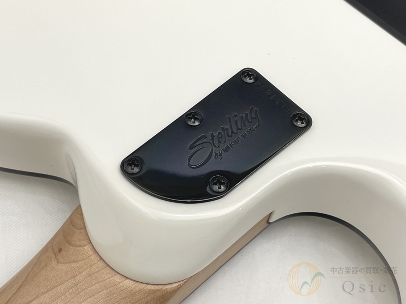Sterling by MUSIC MAN SUB AXIS WHITE 【返品OK】[QLM12]【梅田