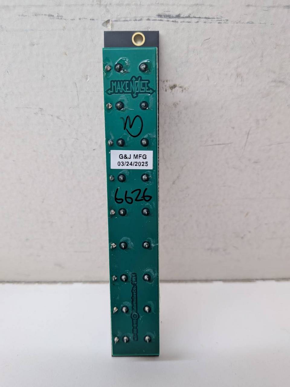 Make Noise Mult モジュラーシンセサイザー（新品）【楽器検索デジマート】