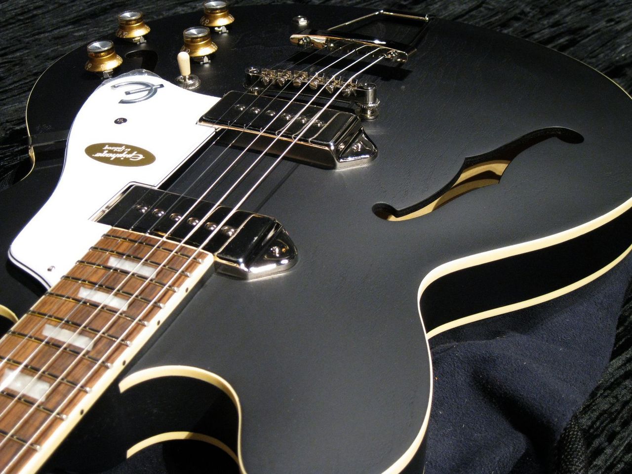 Epiphone Casino Worn (Worn Ebony)（中古）【楽器検索デジマート】