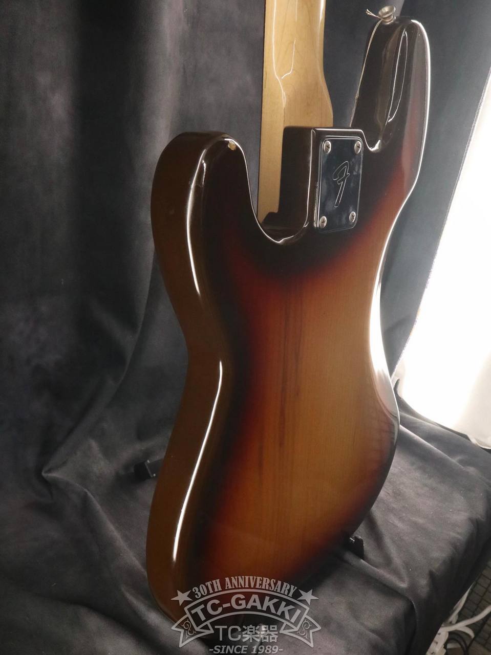 Fender 1980 Precision Bass Fretless（ビンテージ）【楽器検索