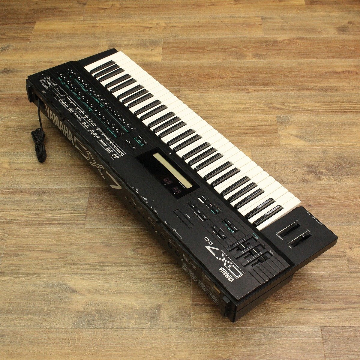 YAMAHA DX7II FDデジタルシンセサイザー】中古品 中古】DX7II-D