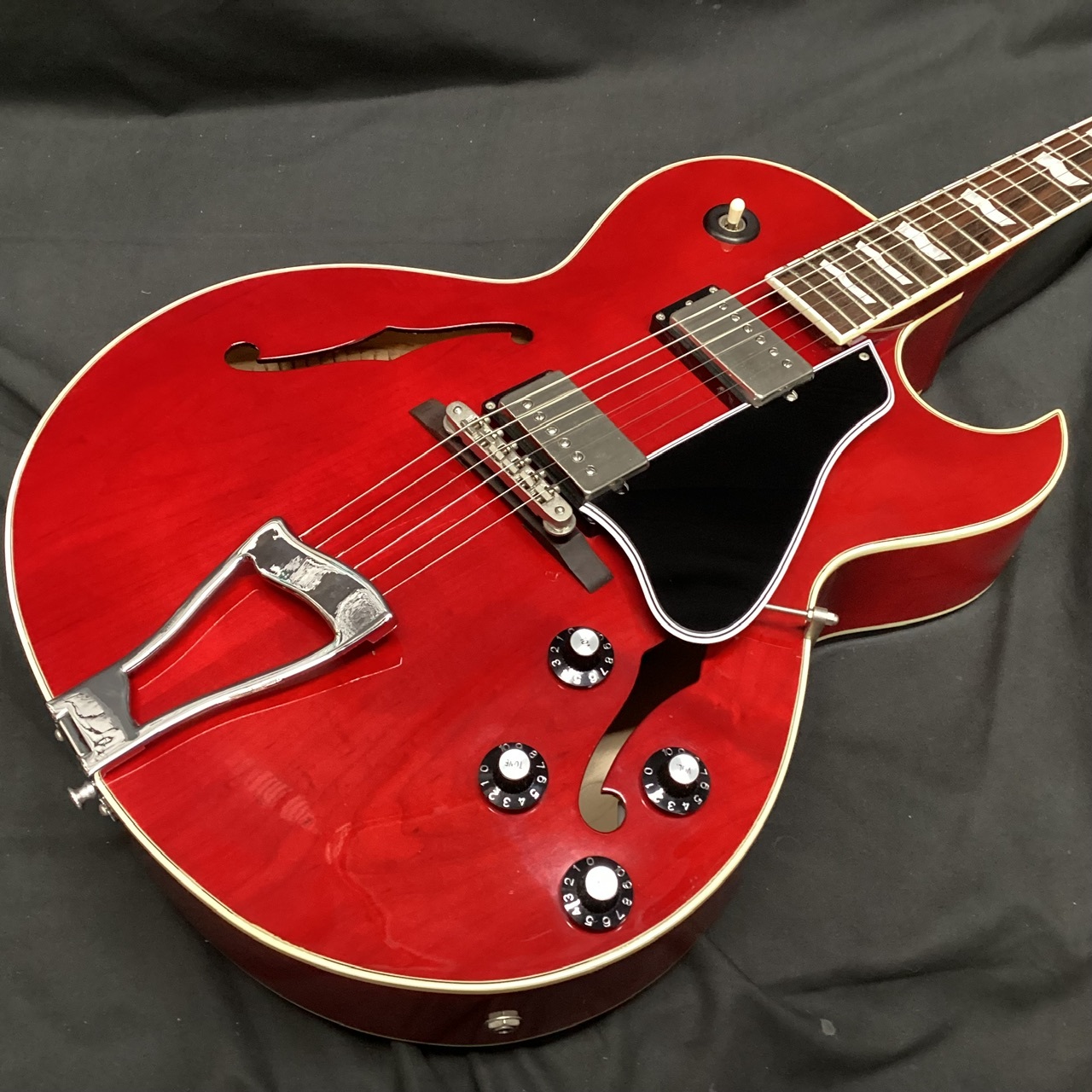 メーカー不明のES-175のコピーモデル メーカー不明のES-175のコピーモデル
