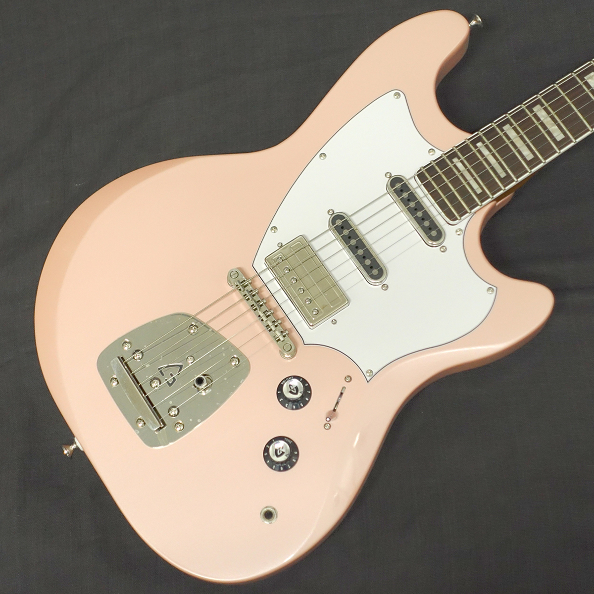 【値下げ】Guild surfliner whitestage 訳あり特価 GUILD Surfliner Deluxe Quartz Metallic（新品特価）【楽器検索