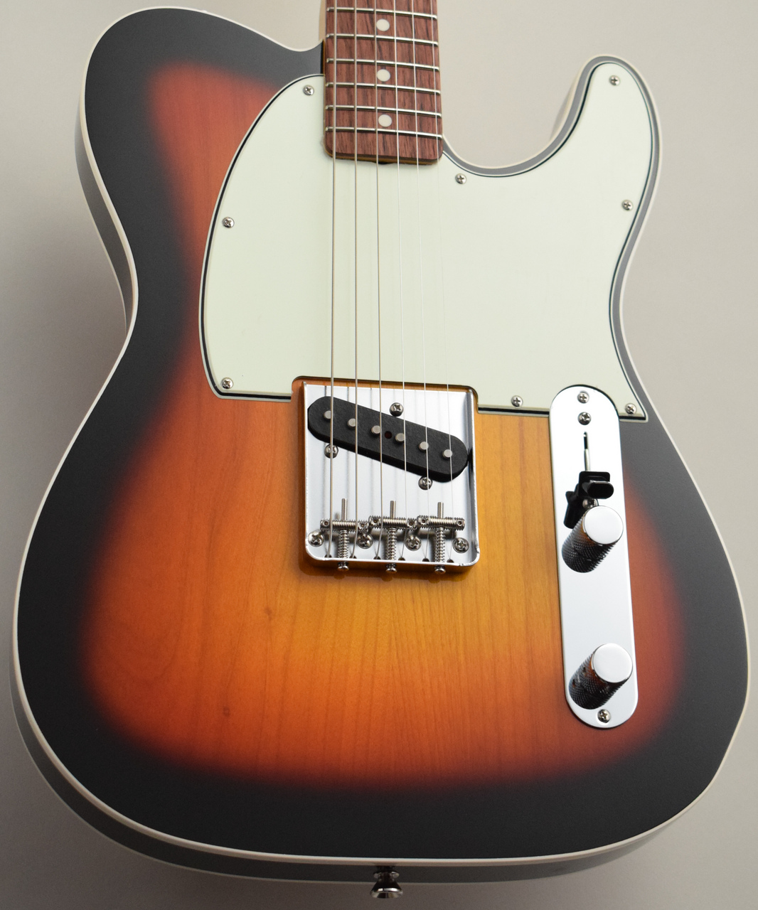 Vanzandt 【ホンジュラスローズ指板/たまたまフレイムネック】TLV-R2 Custom ~3-Tone Sunburst~ 3.23kg  #9821（新品）【楽器検索デジマート】