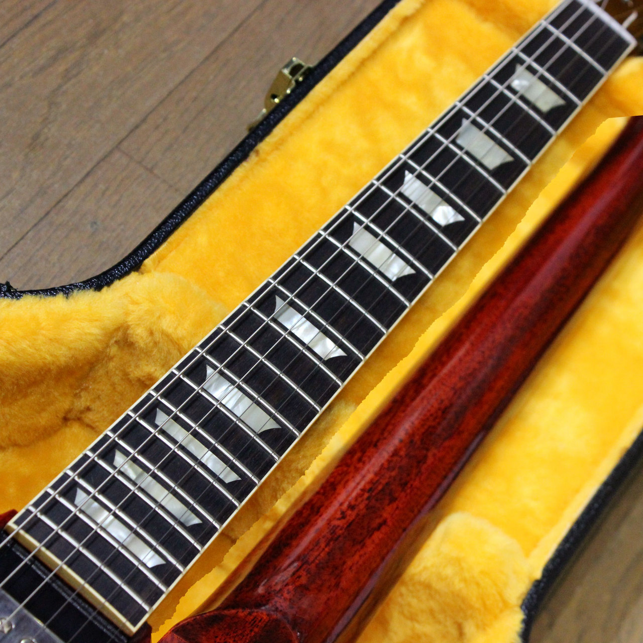 Gibson Custom Shop 1964 SG Standard Reissue with Maestro