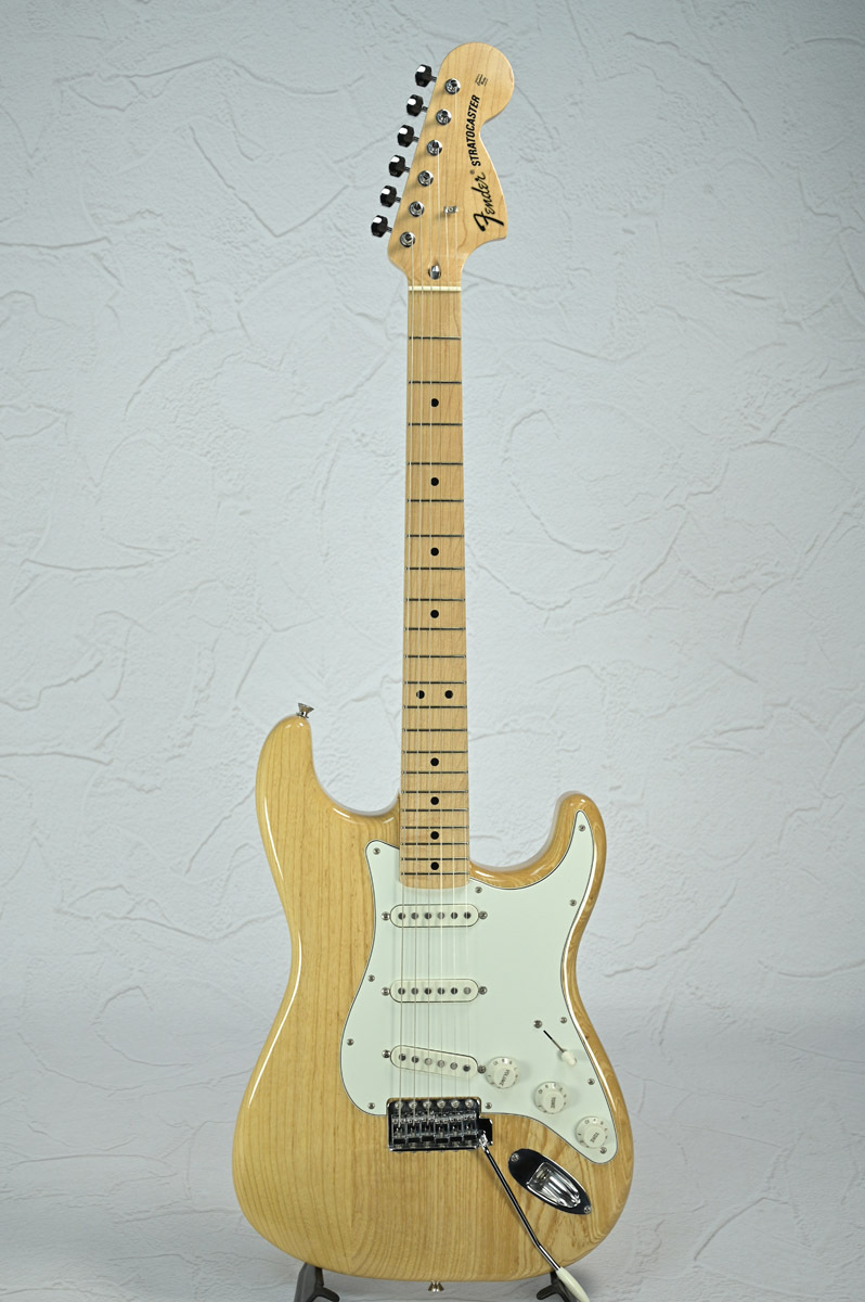 Fender Made In Japan Traditional II 70s Stratocaster Natural