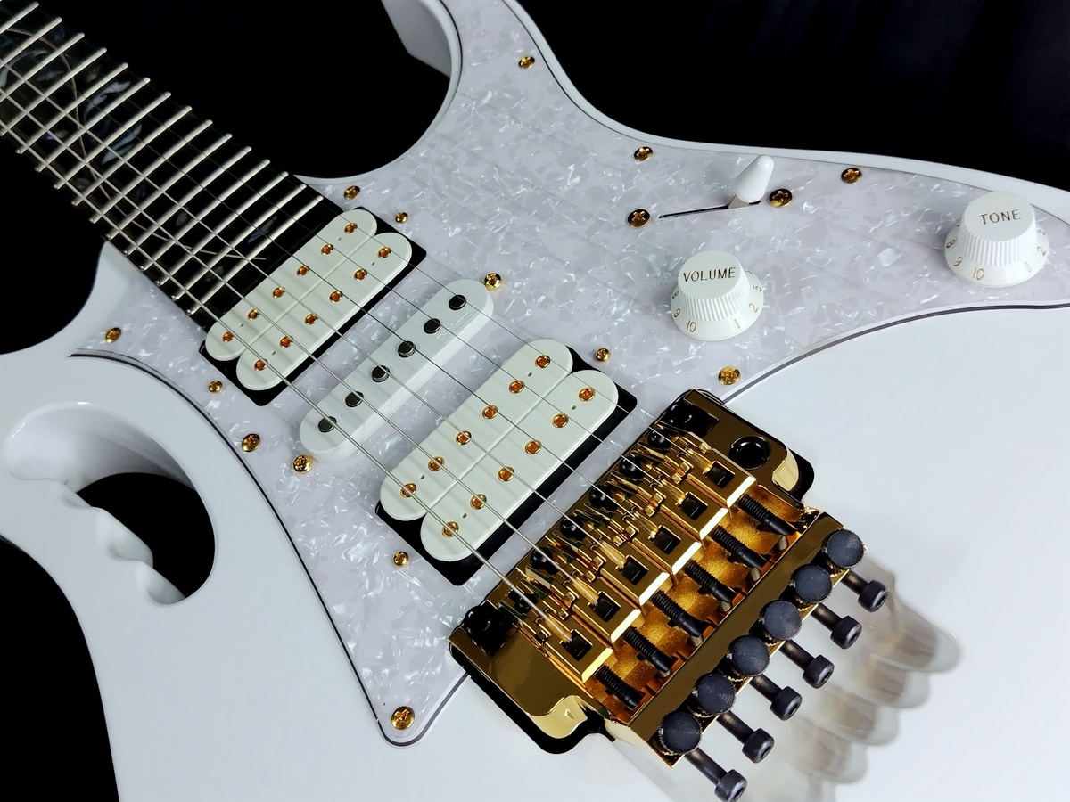 Ibanez Ibanez JEM7VP-WH（新品）【楽器検索デジマート】