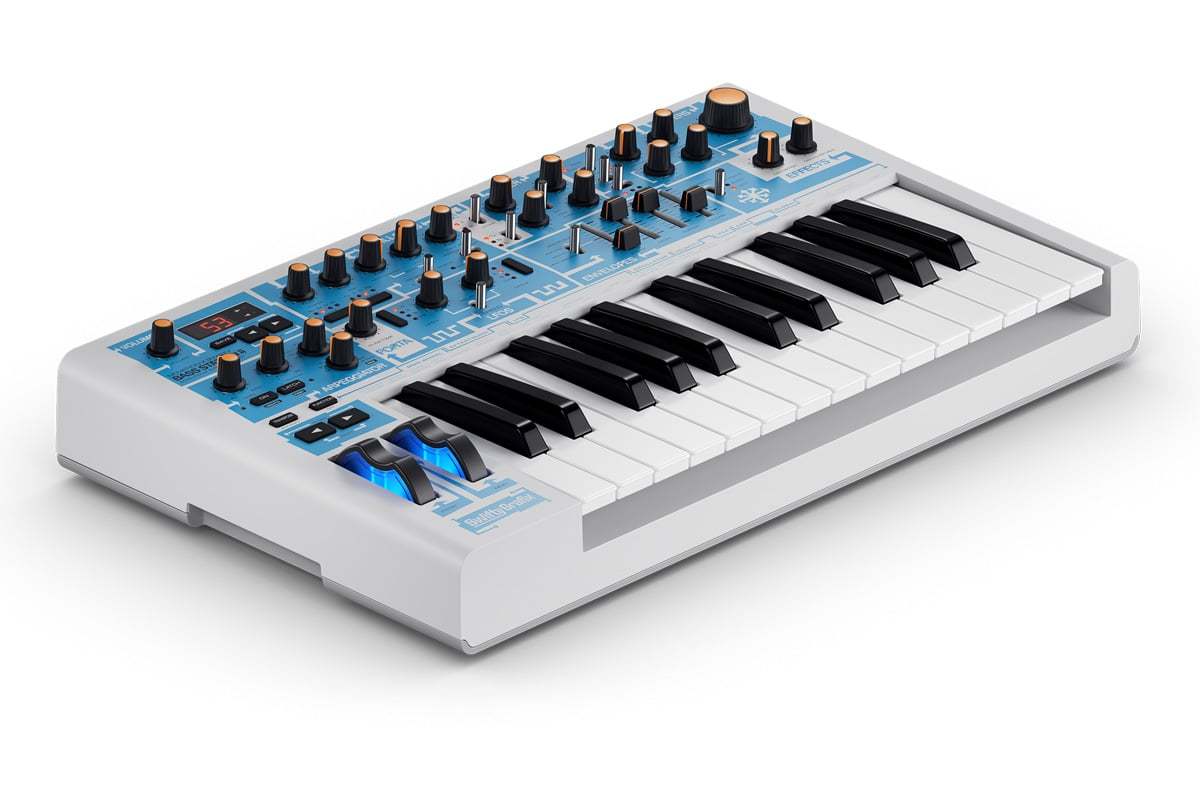 Novation Bass Station II Swifty Edition パラフォニック・アナログ