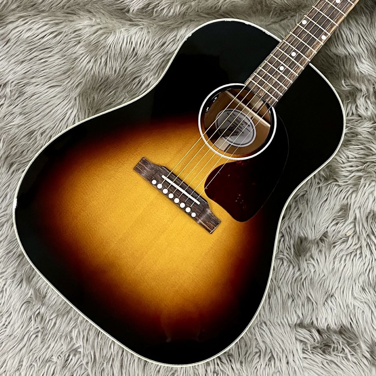 Gibson J-45 Standard VS
