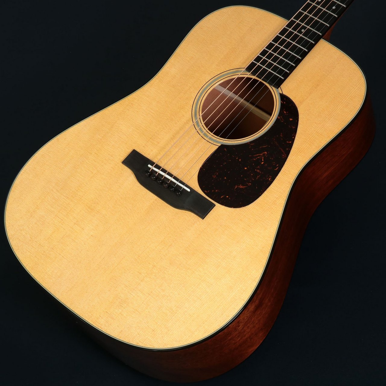 Martin 《特典付き》 D-18 Standard [新仕様/2025年製] マーティン