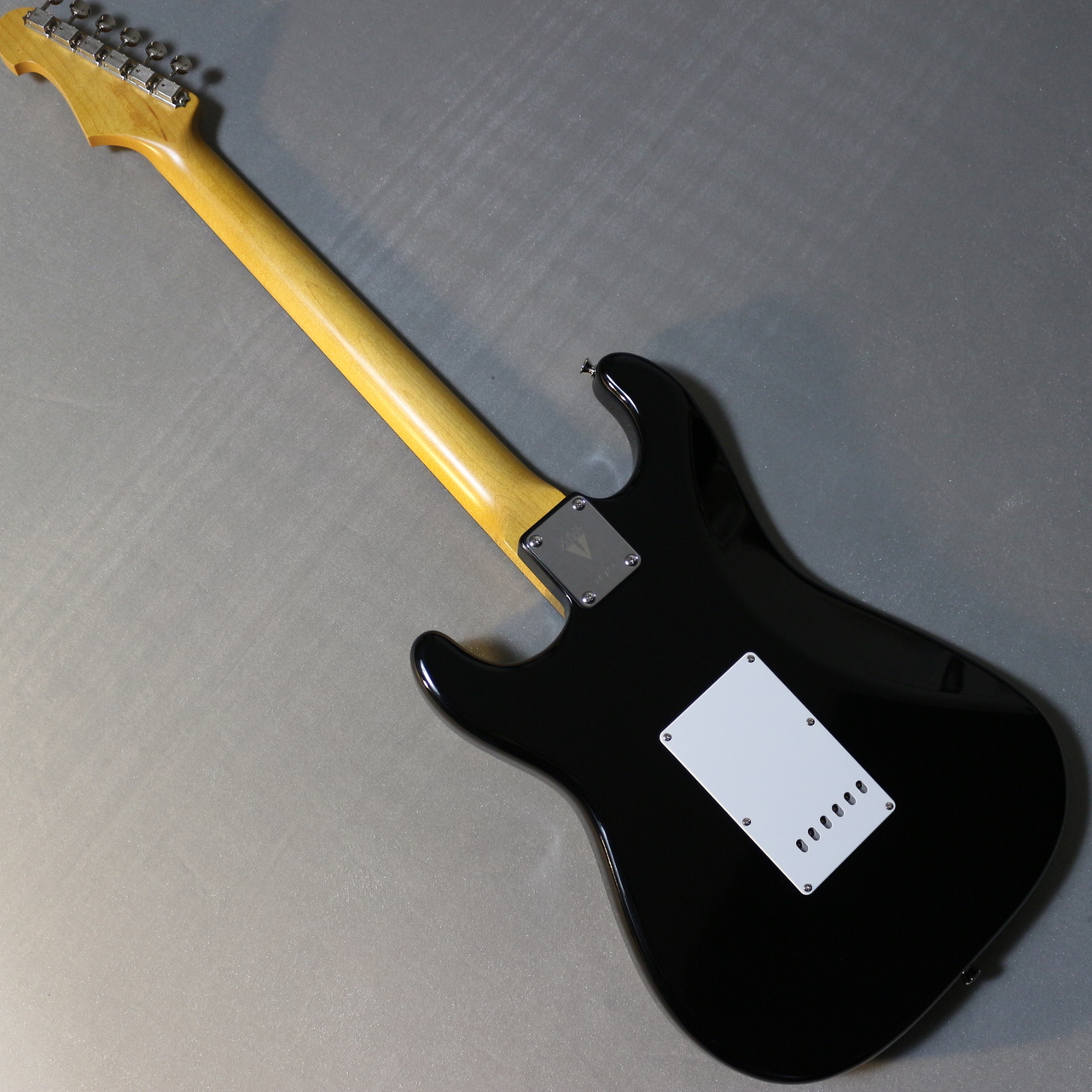 Vanzandt STV-R2 Black-#10305 【3.43kg】【待望の入荷!!】（新品/送料