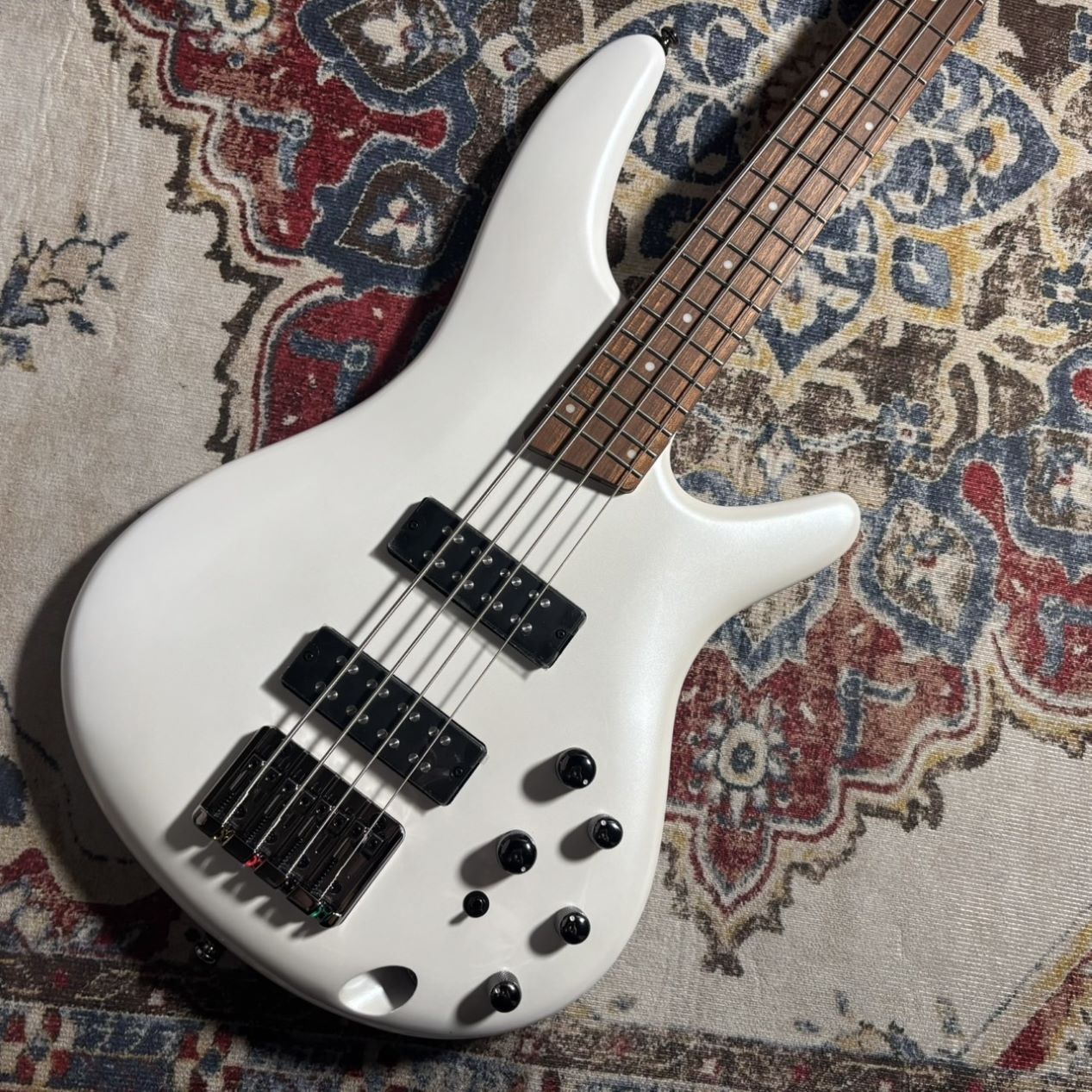Ibanez SR300E PW エレキベース Pearl White（新品/送料無料