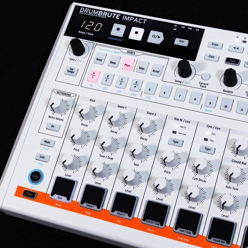 Arturia DrumBrute Impact 1984 アナログドラムマシン - ホワイト