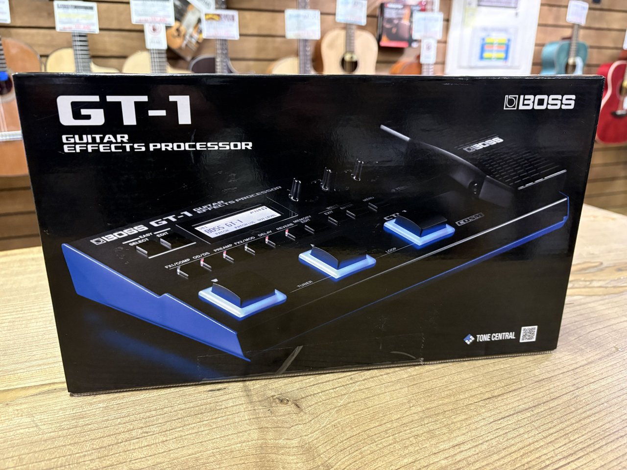 BOSS Guitar Effects Processor GT-1（新品）【楽器検索デジマート】