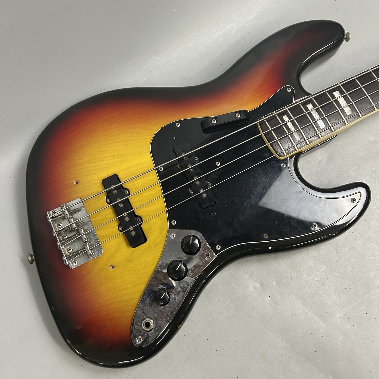 女性に人気！ Fender 1978年製（ビンテージ/送料無料）【楽器検索 BASS JAZZ ベース