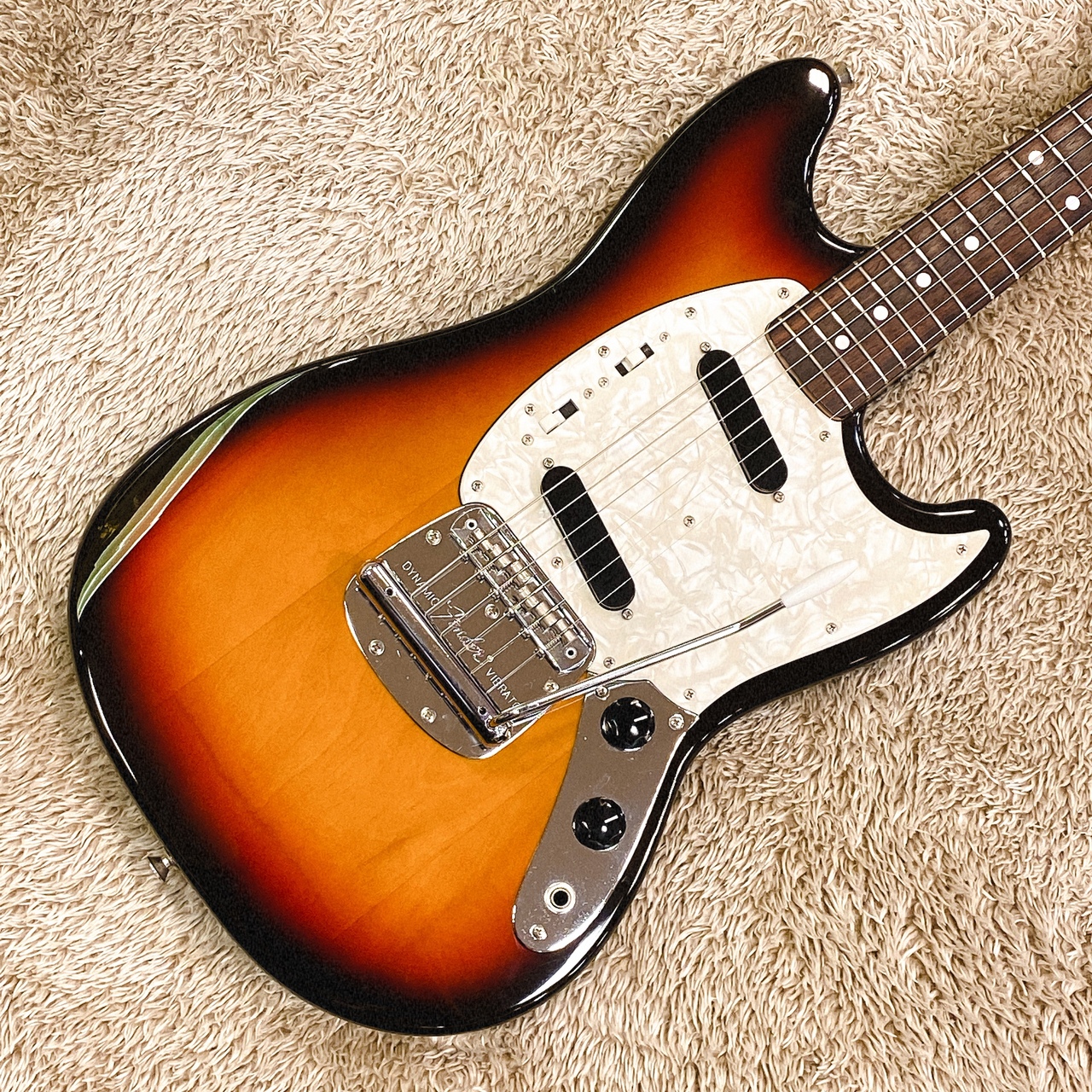 fender japan ムスタング mg69 3ts サンバースト | www.fk-wurfscheibe.de