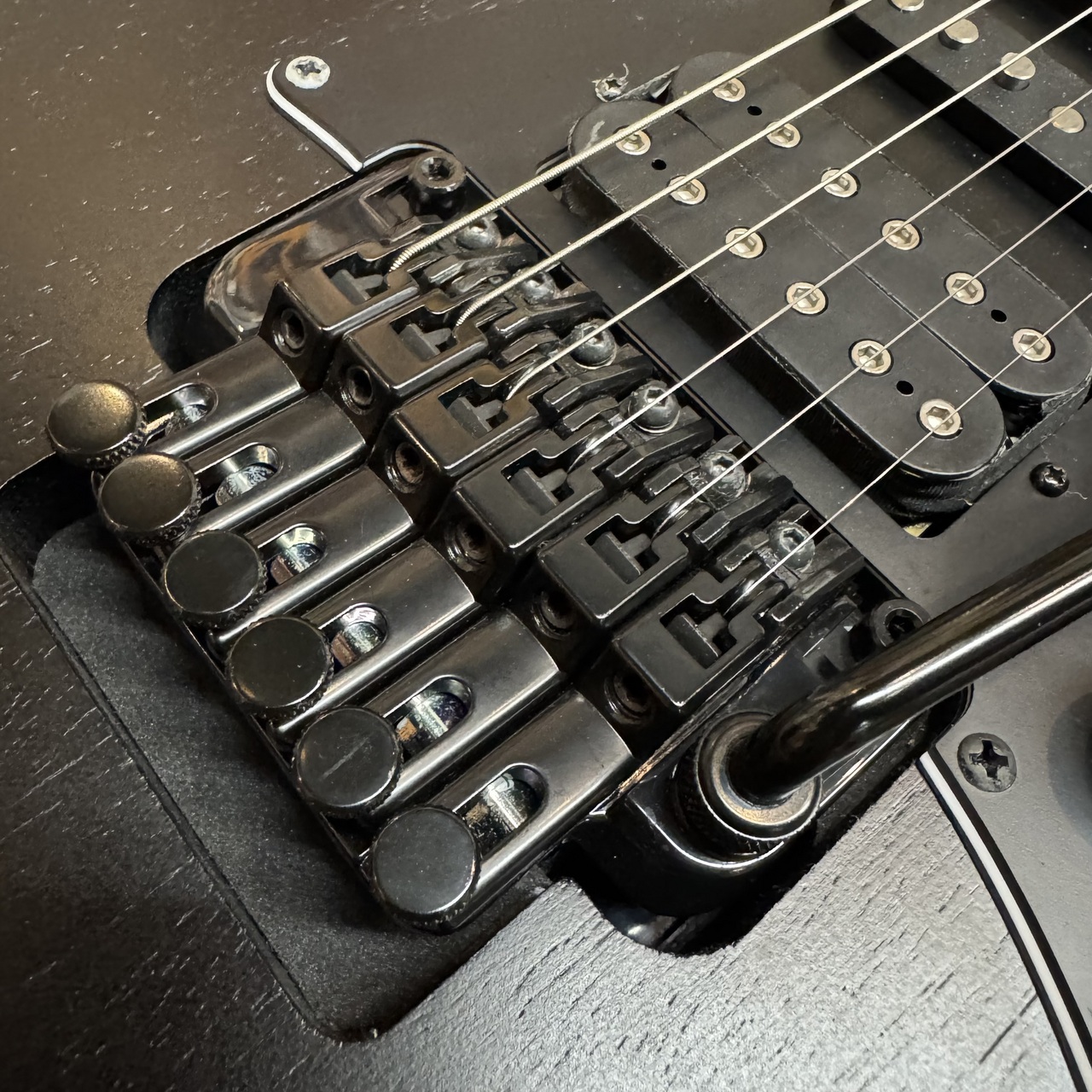 Ibanez RG350ZB/BLK (アイバニーズ ストラトタイプ)（中古）【楽器検索