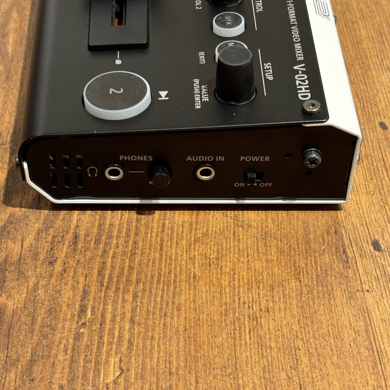 Roland 【特別価格】V-02HD ビデオミキサー ビデオスイッチャーV02HD