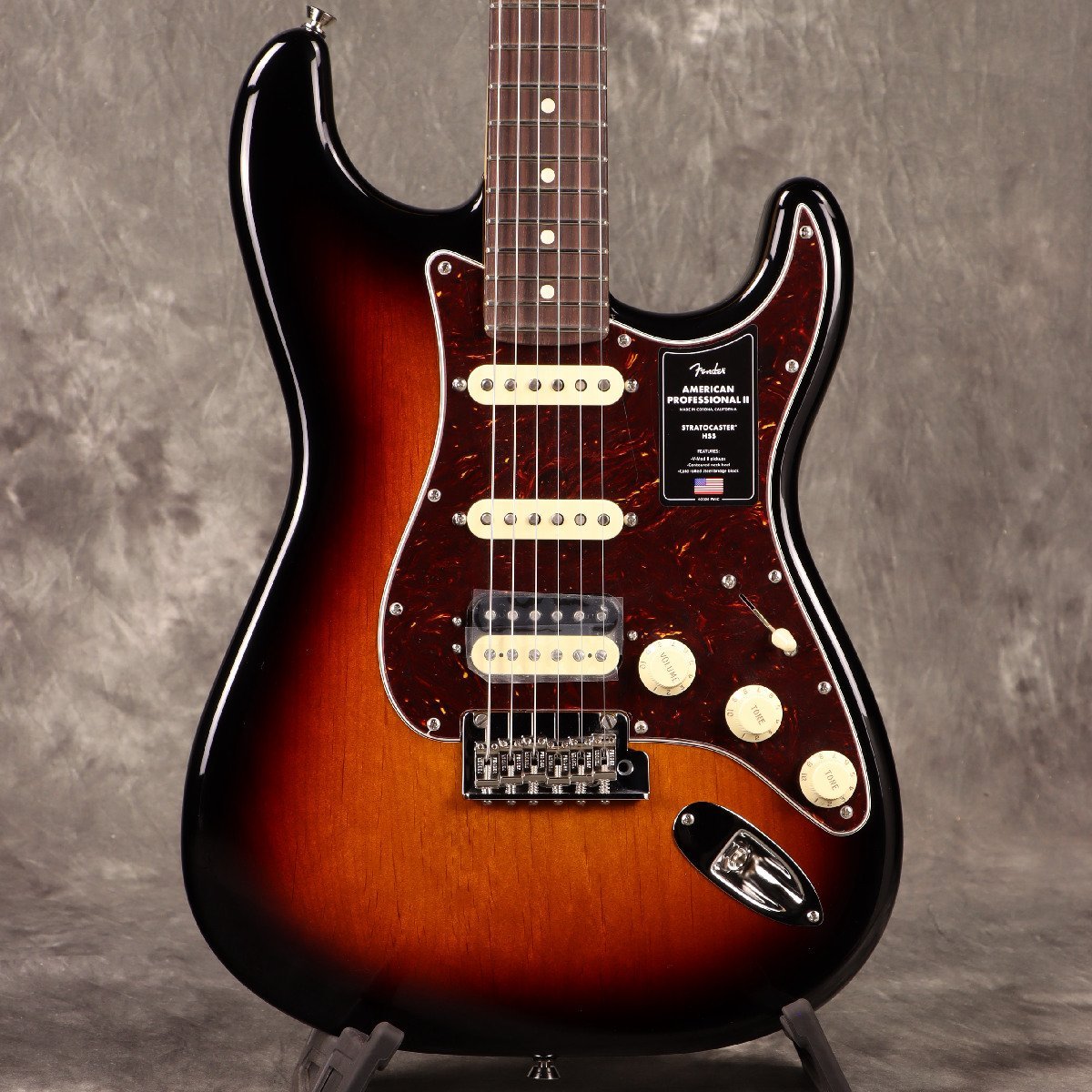 Fender American Professional II Stratocaster HSS Maple Fingerboard 