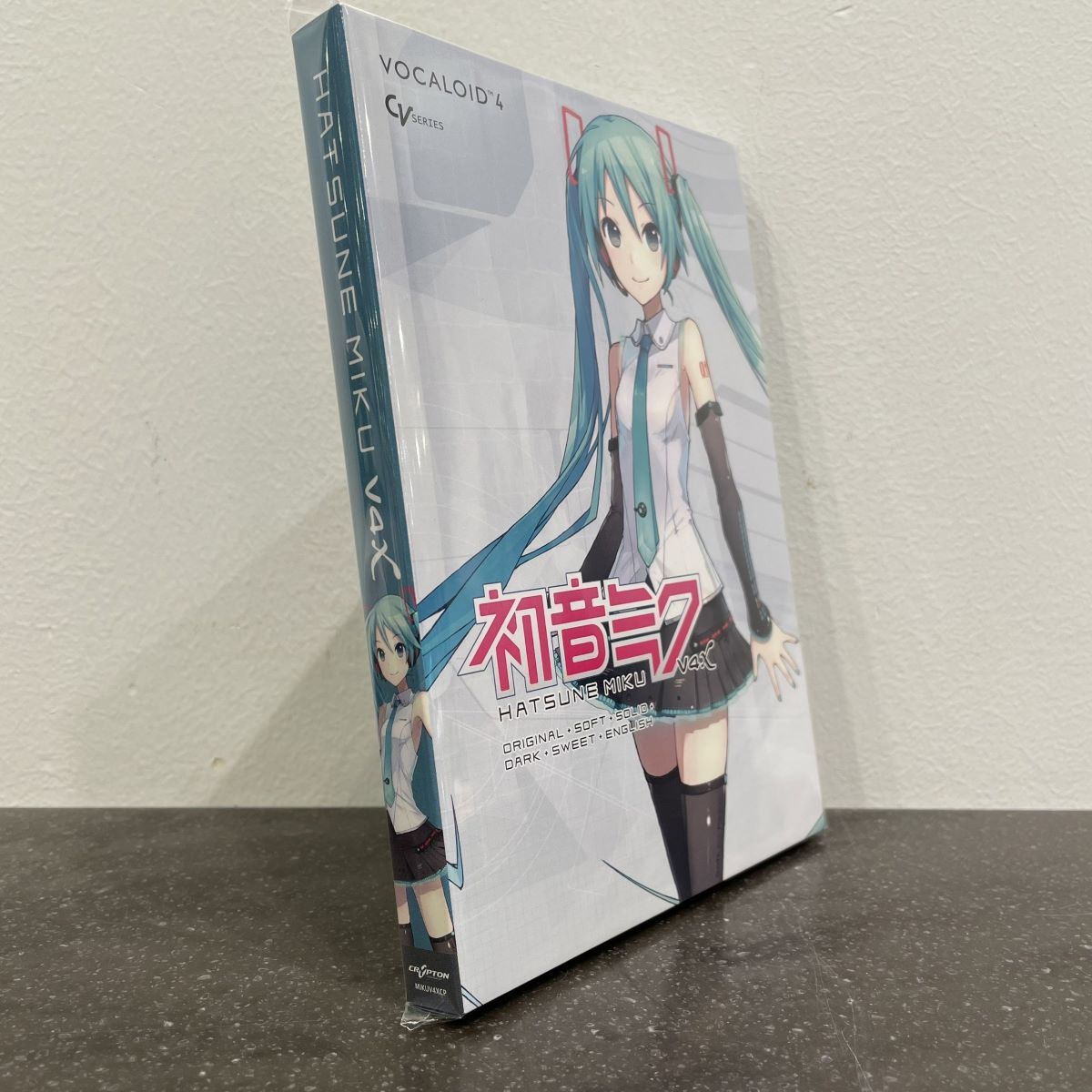 CRYPTON VOCALOID4 HATSUNE MIKU ENGLISH BUNDLE 初音ミク V4X