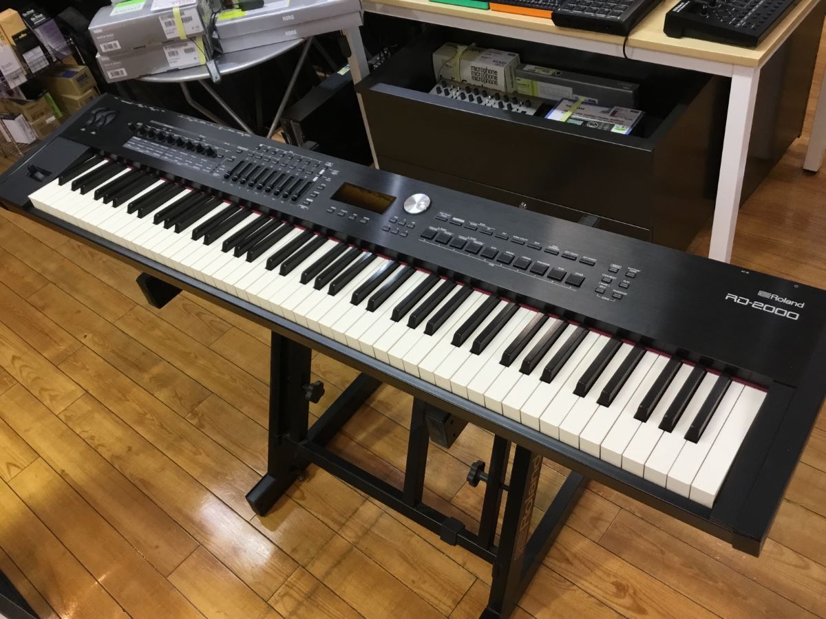 Roland RD-2000 ステージピアノ【展示品特価！】