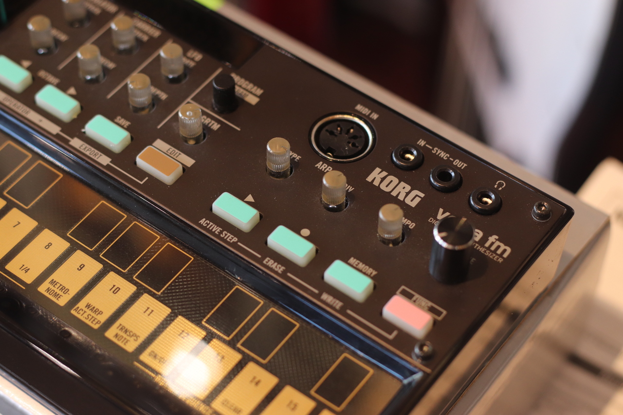 KORG volca fm（中古）【楽器検索デジマート】
