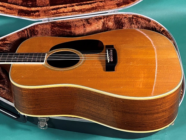 Martin マーチンD-35 ベアクロー　修理済み　ケース付き Martin マーチンD-35 ベアクロー 修理済み ケース付き - メルカリ