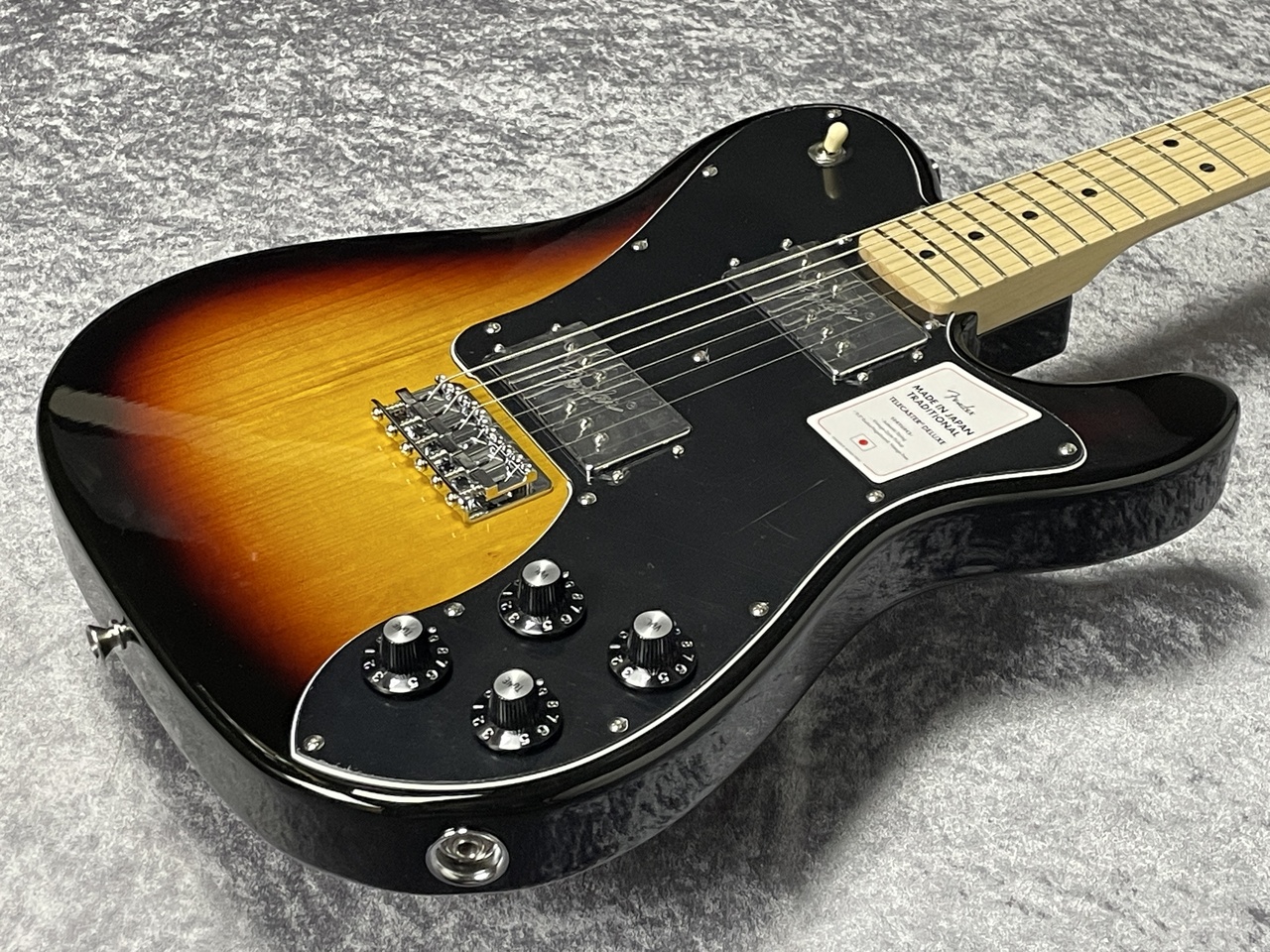 Fender Traditiona 70s テレキャスター Fender Made in Japan Traditional 70s Telecaster Custom Maple