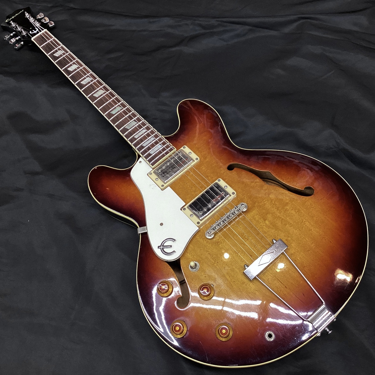 epiphone casino lefty エピフォン カジノ 71YETUDtruL._UF894,1000_QL80_.jpg