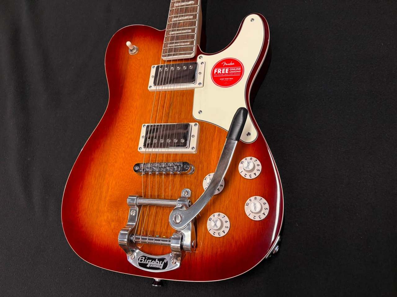 Squier by Fender Paranormal Troublemaker Telecaster Deluxe Bigsby