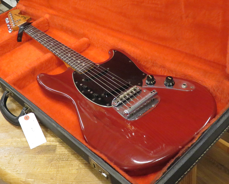 Fender Mustang（ビンテージ）【楽器検索デジマート】