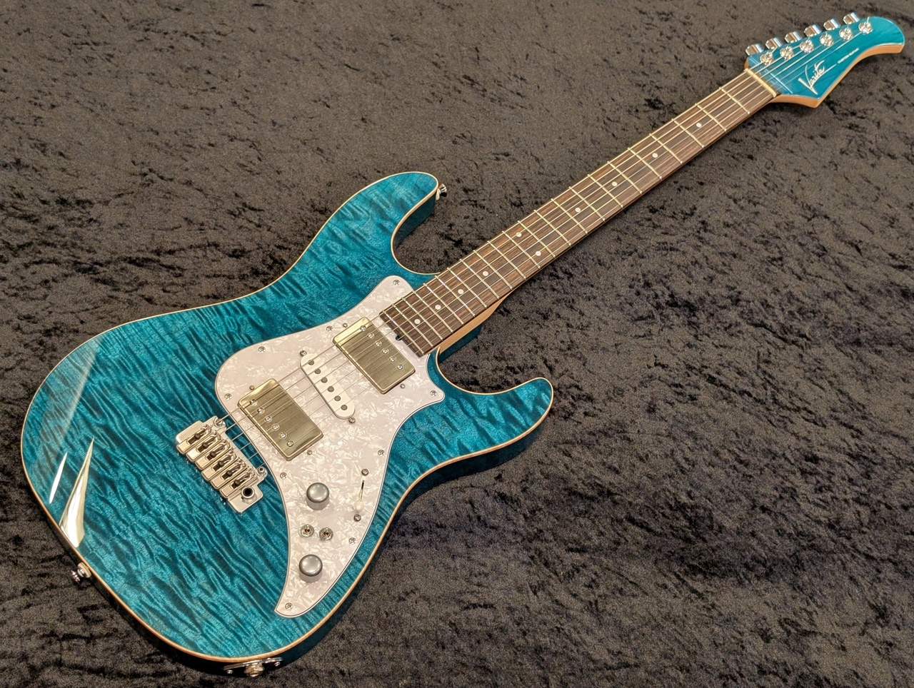 Varita Soltar Standard 5053 Quilt Top / Smoky Blue（新品/送料無料