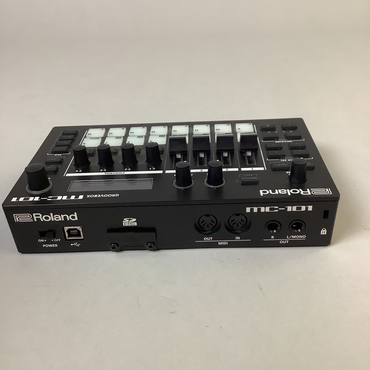 Roland MC-101 GROOVEBOX（中古/送料無料）【楽器検索デジマート】