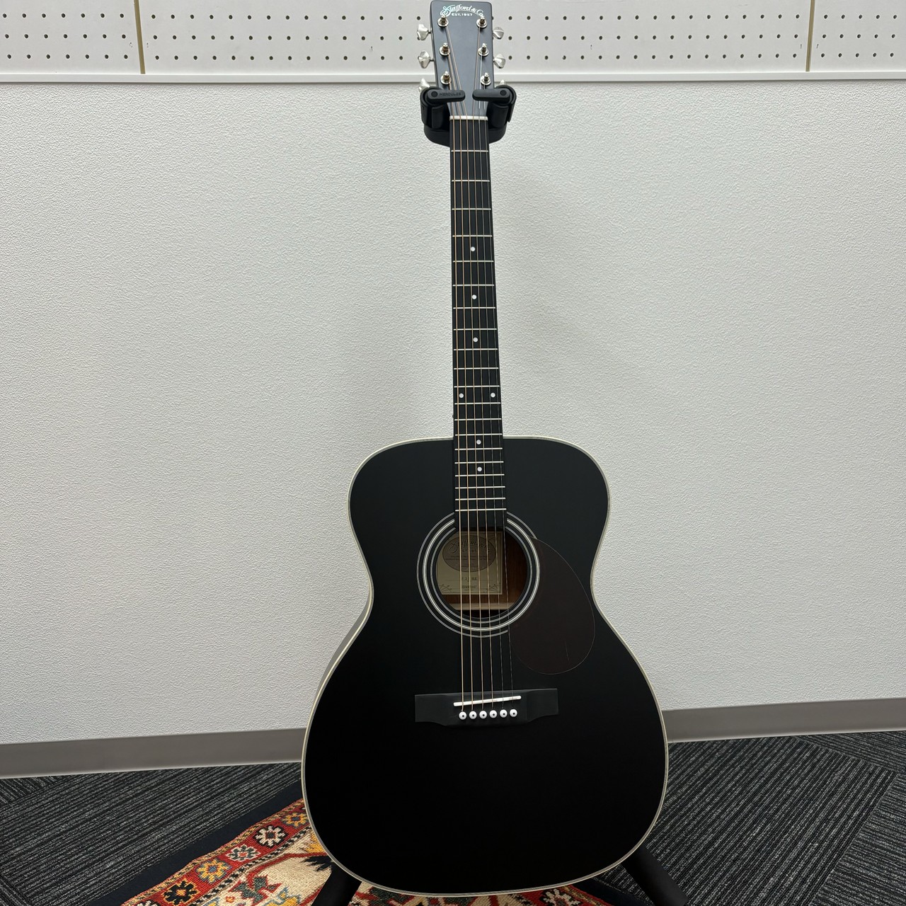 ❤️弦高調整済！「Stafford SF-3F/BK エレアコ！！」＋専用ケース ❤️弦高調整済！「Stafford SF-3F/BK エレアコ！！」＋専用