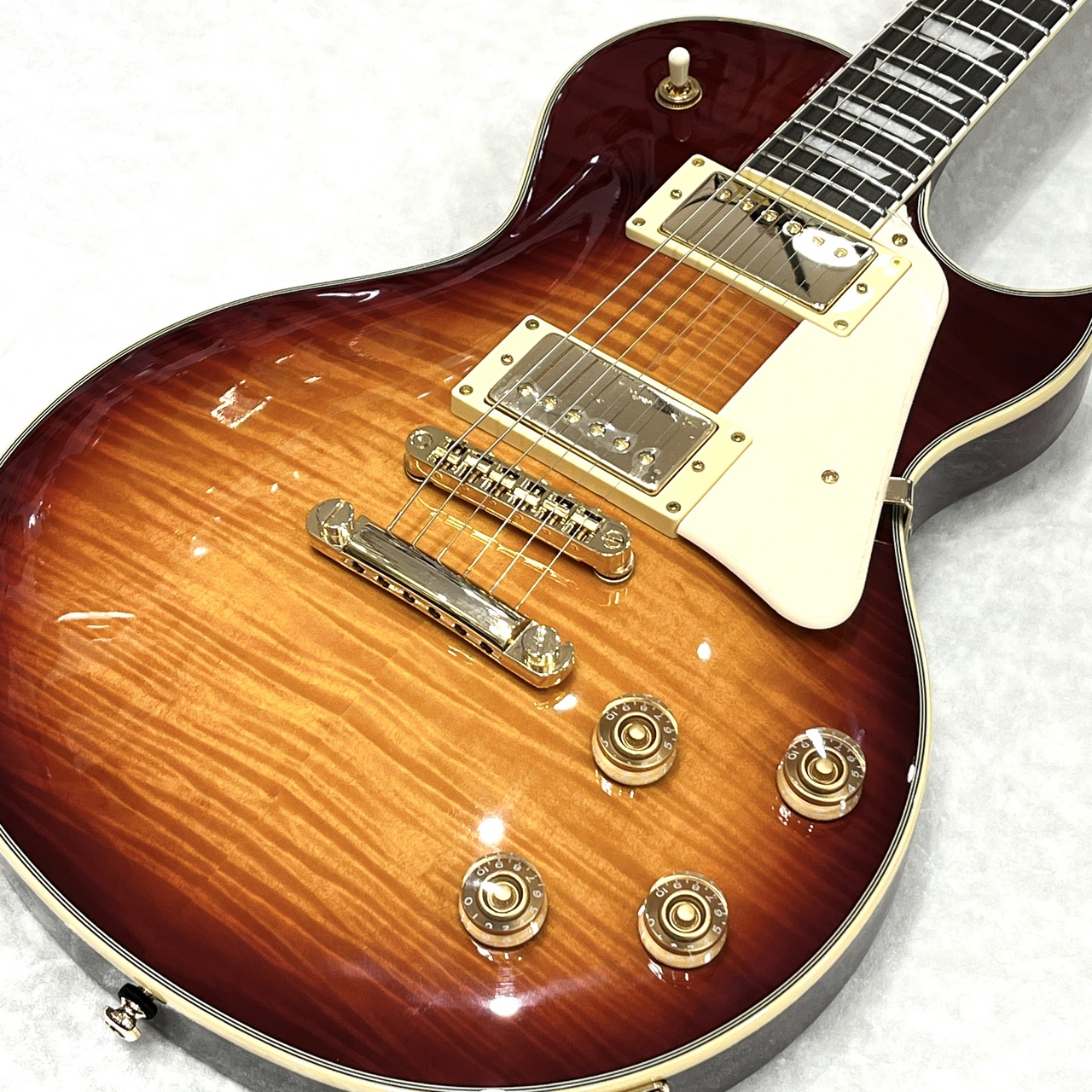 サイアー　ラリーカールトン　サンバースト セミホロウボディ サイアー ラリーカールトン サンバースト セミホロウボディ サイアー