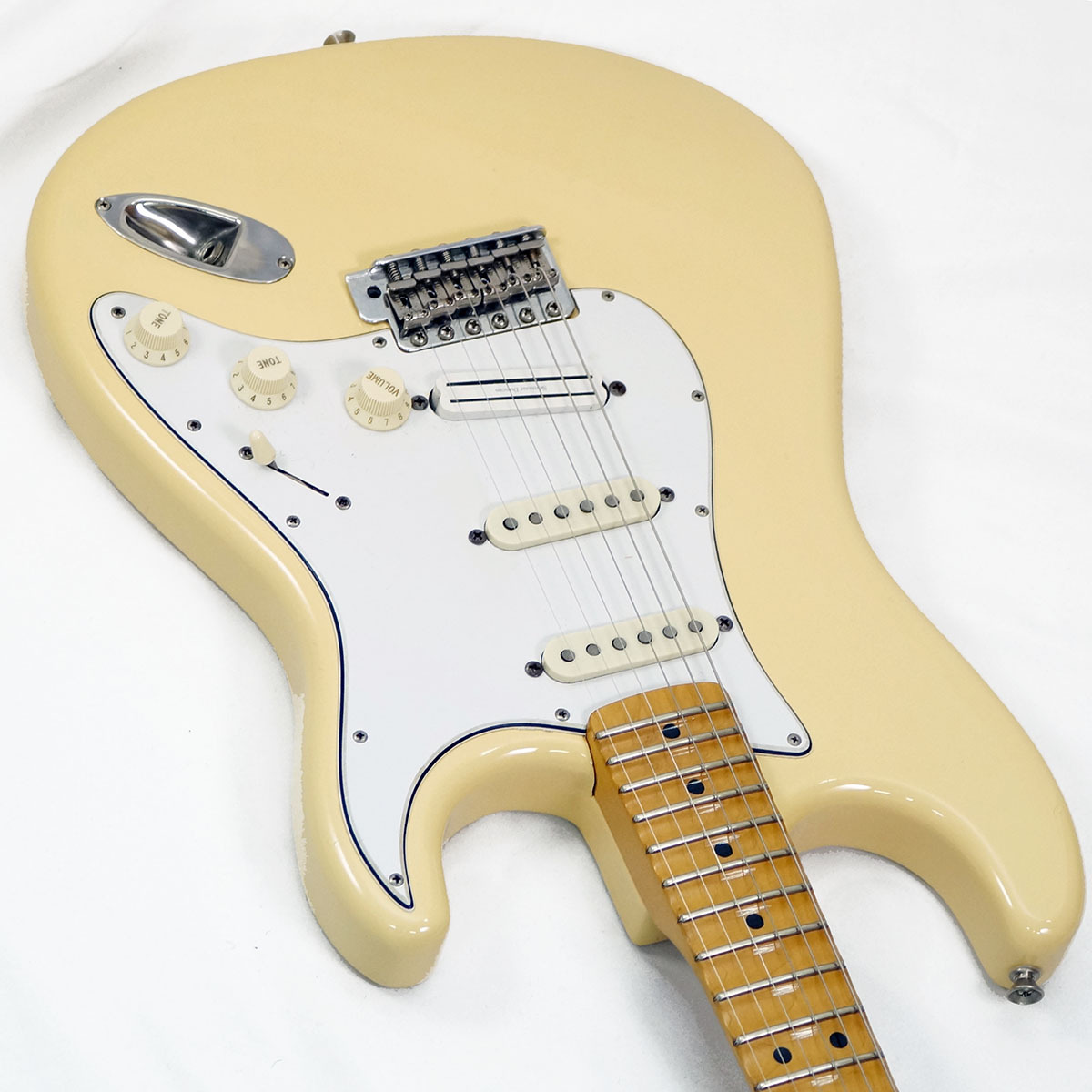 Fender Japan ST68-185YM 