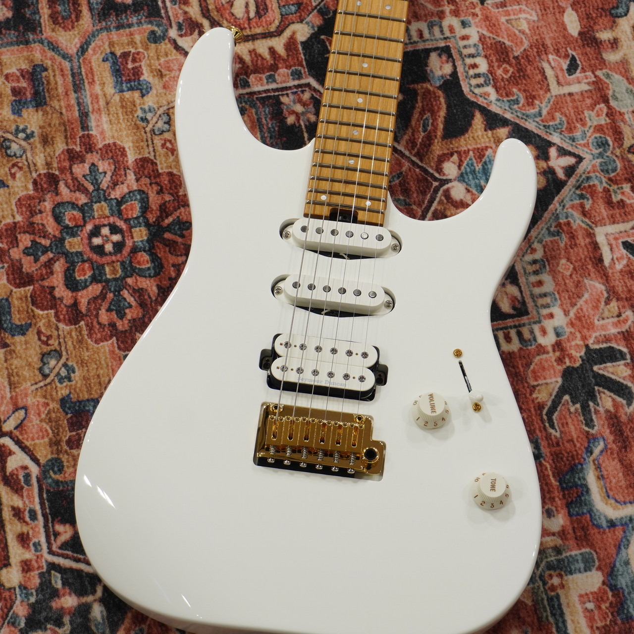 Charvel Pro-Mod DK24 HSS 2PT CM Snow White【WINTER SELECTION特価
