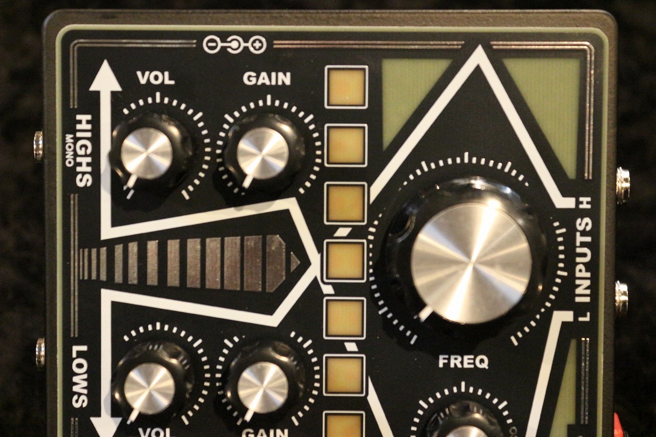 DEATH BY AUDIO CROSSOVER FUZZ 【多次元スプリットファズマシン
