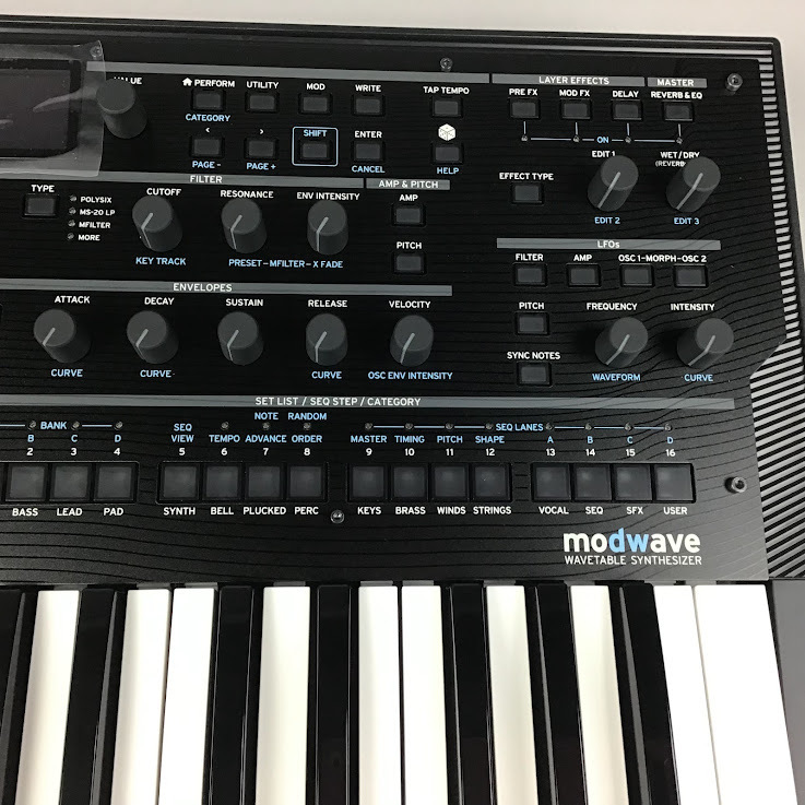 KORG modwave【B級特価・ケース付き】ウェーブテーブル