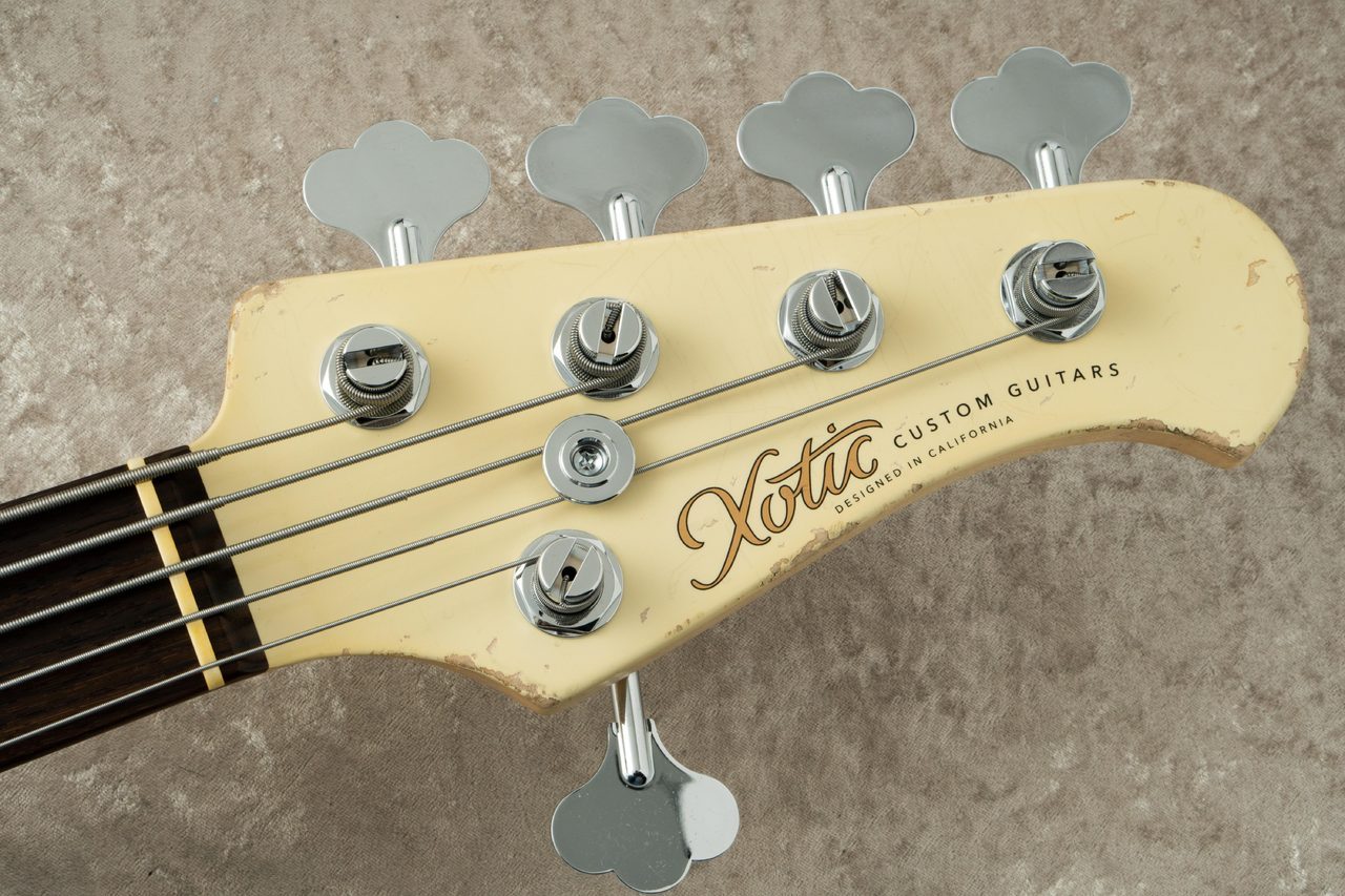 Xotic XJ-1T 5st Heavy Aged w/Matching Head -Vintage White
