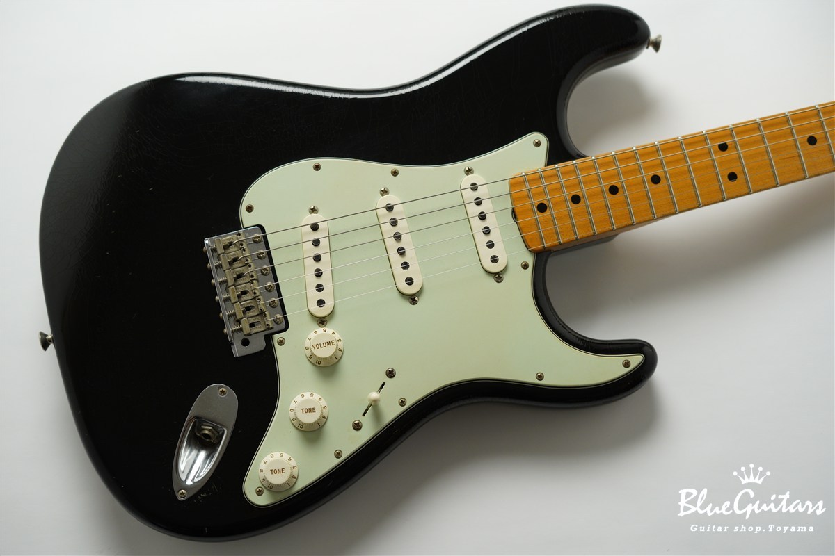 ギター Fender USA Custom Shop Closet Classic Fender Custom Shop Stratocaster Pro Closet Classic Arctic White