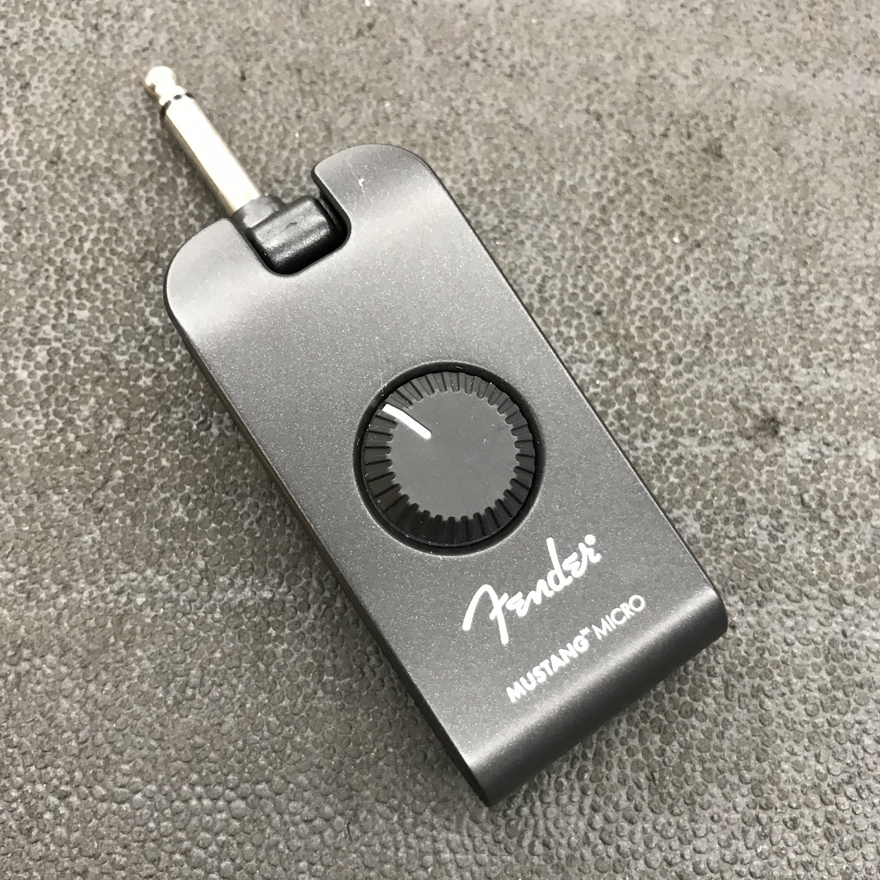 Fender Mustang Micro アンプシミュレーター ついにFenderからも出た！ 直挿し型のヘッドホンギターアンプ